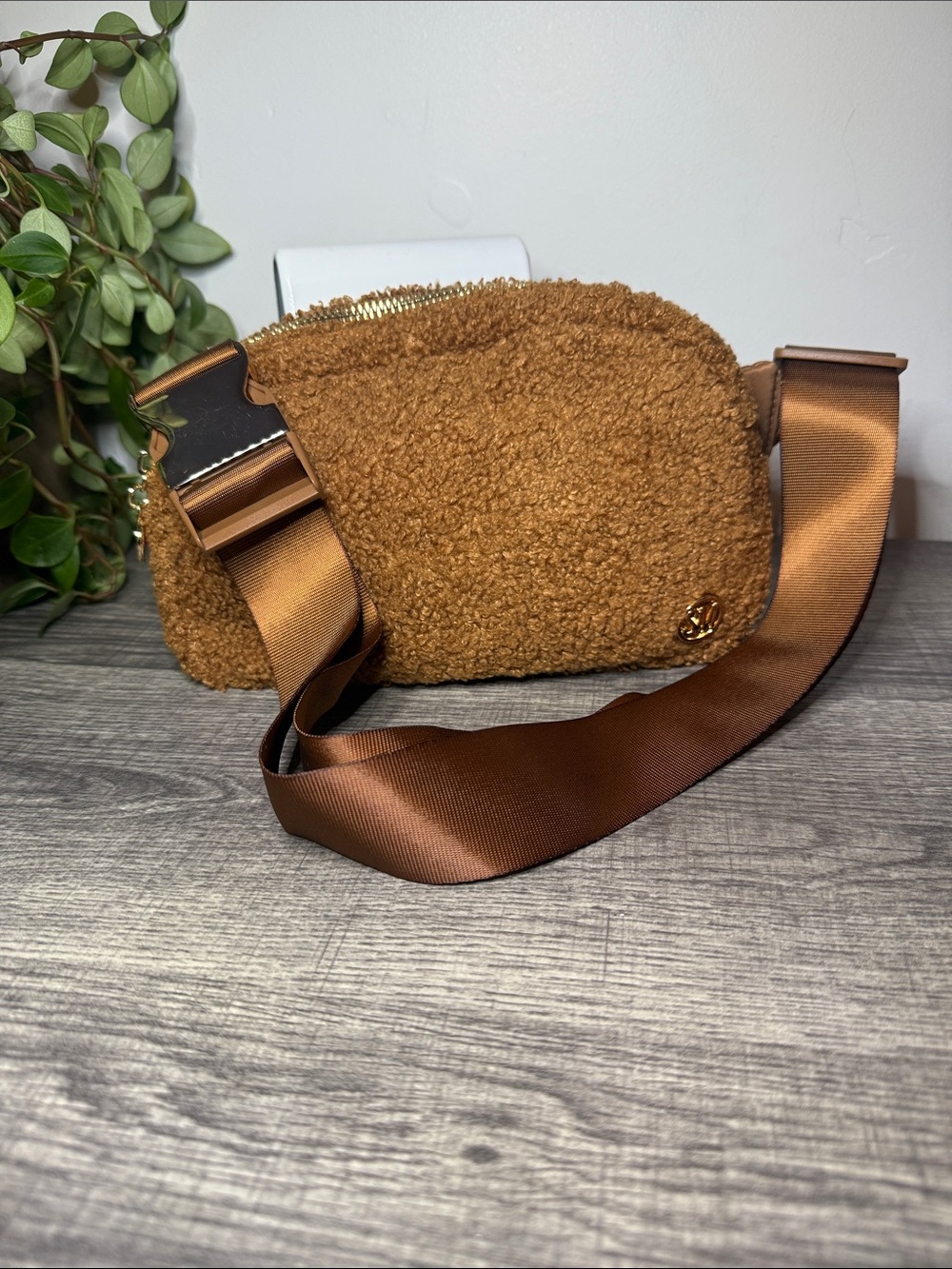 Steve Madden Sherpa Belt Bag Camel Teddy Fanny Pack SM